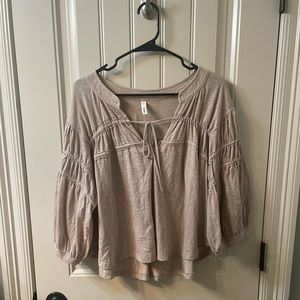 Beige flowy top
